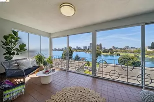 2324 Lakeshore Ave, Oakland, CA 94606 - Photo 22