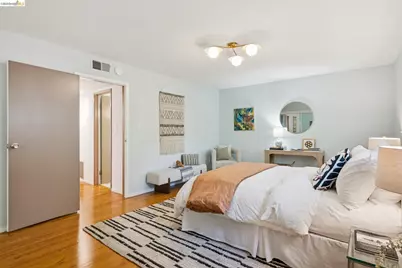 2324 Lakeshore Ave #6, Oakland, CA 94606 - Photo 42