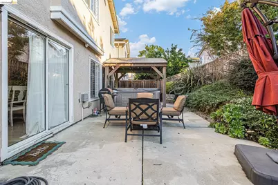 266 Brady Street, Martinez, CA 94553 - Photo 28