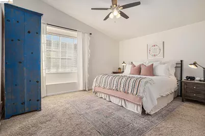 266 Brady Street, Martinez, CA 94553 - Photo 18