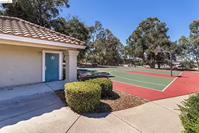 266 Brady Street, Martinez, CA 94553 - Photo 30