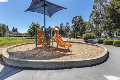 266 Brady Street, Martinez, CA 94553 - Photo 32