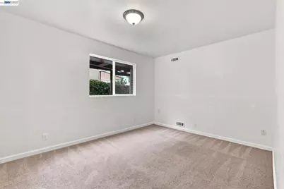 1210 Highland Blvd, Hayward, CA 94542 - Photo 22