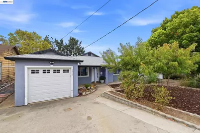 1210 Highland Blvd, Hayward, CA 94542 - Photo 2
