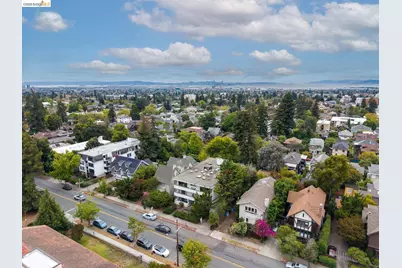 2614 Warring St #9, Berkeley, CA 94704 - Photo 32