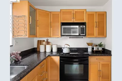 2614 Warring St #9, Berkeley, CA 94704 - Photo 8