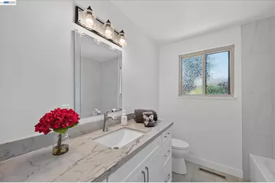 1787 Roxbury Dr, Concord, CA 94519 - Photo 30