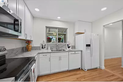 1787 Roxbury Dr, Concord, CA 94519 - Photo 14
