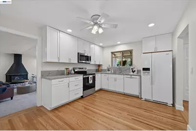 1787 Roxbury Dr, Concord, CA 94519 - Photo 12