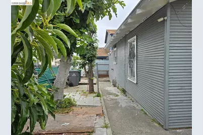 2840 22nd Ave, Oakland, CA 94606 - Photo 6