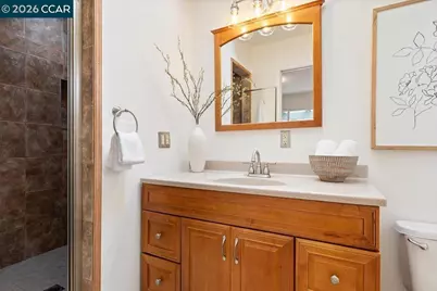 31 Rogers Ct, Pleasant Hill, CA 94523 - Photo 22