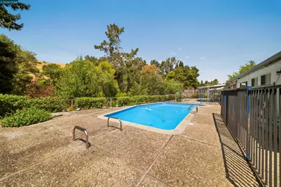 732 Moraga Rd, Moraga, CA 94556 - Photo 18