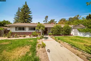 732 Moraga Rd, Moraga, CA 94556 - Photo 1