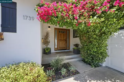 1739 Woodcrest Dr, Concord, CA 94521 - Photo 2