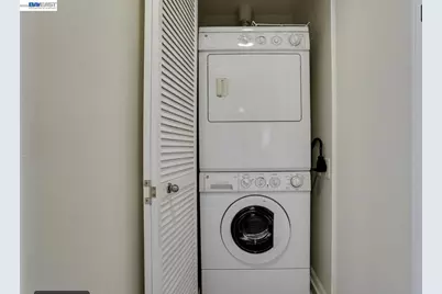 [Address not provided], Oakland, CA 94607 - Photo 8
