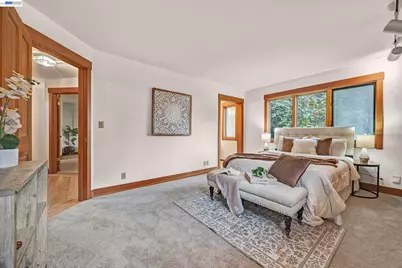7360 Claremont Ave, Berkeley, CA 94705 - Photo 24