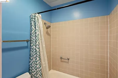 3 Commodore Dr #B153, Emeryville, CA 94608 - Photo 28