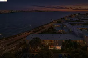 3 Commodore Dr, Emeryville, CA 94608 - Photo 38