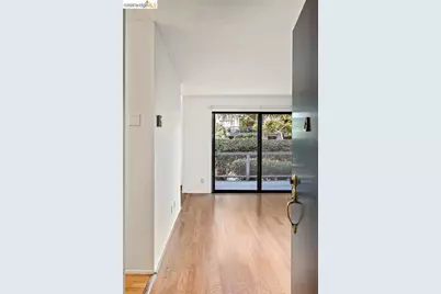 3 Commodore Dr #B153, Emeryville, CA 94608 - Photo 32