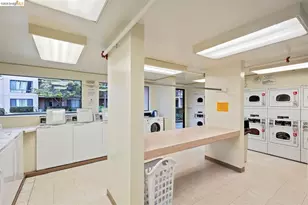 3 Commodore Dr, Emeryville, CA 94608 - Photo 58