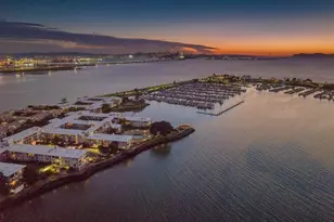 3 Commodore Dr, Emeryville, CA 94608 - Photo 48