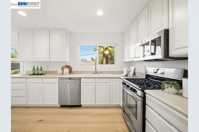 7654 Brighton Dr, Dublin, CA 94568 - Photo 18