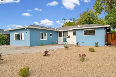 24 Casper St, Milpitas, CA 95035 - Photo 2