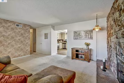 555 Teal Ct, Livermore, CA 94551 - Photo 6