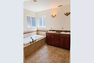 1480 Delwood St, Vallejo, CA 94591 - Photo 16