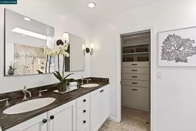 21 Camino Del Diablo, Orinda, CA 94563 - Photo 32