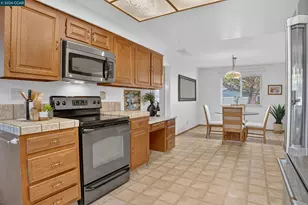 8 Casey Glen Ct, Clayton, CA 94517 - Photo 18