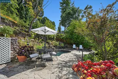 112 Camino Sobrante, Orinda, CA 94563 - Photo 6