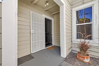 1221 Campbell, Oakland, CA 94607 - Photo 14