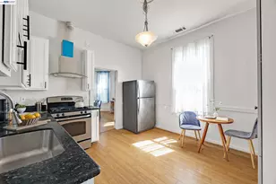 1221 Campbell, Oakland, CA 94607 - Photo 6