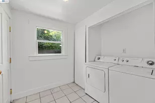 1221 Campbell, Oakland, CA 94607 - Photo 38