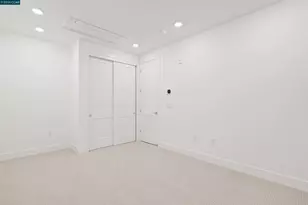 1112 Althea Ter, Sunnyvale, CA 94086 - Photo 18