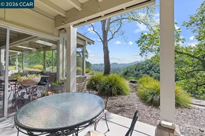 2100 Skycrest Dr #12, Walnut Creek, CA 94595 - Photo 36
