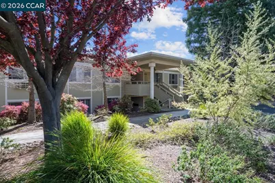 2100 Skycrest Dr #12, Walnut Creek, CA 94595 - Photo 10