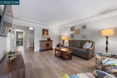 2100 Skycrest Dr #12, Walnut Creek, CA 94595 - Photo 18