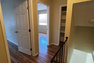 4375 Shining Star Dr, Sacramento, CA 95823 - Photo 2
