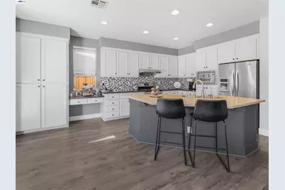 308 Arrowhead Way, Hayward, CA 94544 - Photo 4