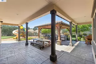 2402 Silver Oaks Ln, Pleasanton, CA 94566 - Photo 78