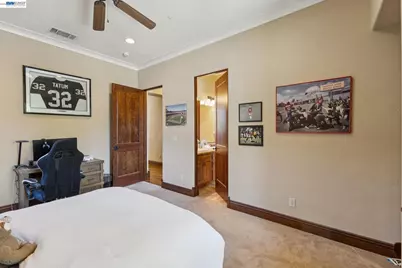 2402 Silver Oaks Ln, Pleasanton, CA 94566 - Photo 58