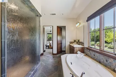 2402 Silver Oaks Ln, Pleasanton, CA 94566 - Photo 42