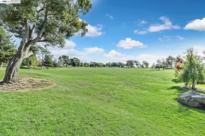 14009 Seagate Dr, San Leandro, CA 94577 - Photo 42