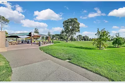 14009 Seagate Dr, San Leandro, CA 94577 - Photo 44