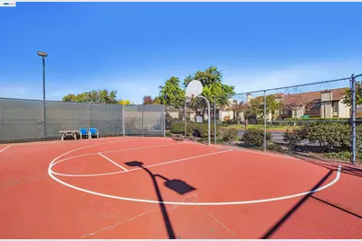 14009 Seagate Dr, San Leandro, CA 94577 - Photo 38