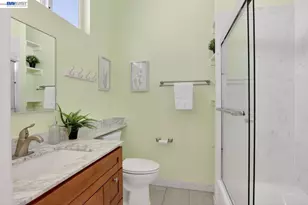 1328 25th St, Oakland, CA 94606 - Photo 12