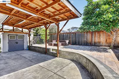 1328 25th St, Oakland, CA 94606 - Photo 28
