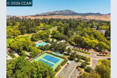 8 Dunsmoor Ct, Danville, CA 94526 - Photo 70